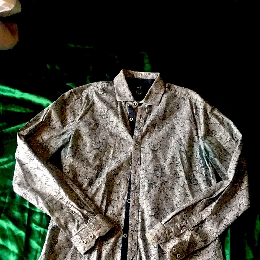 H & M men shirt size M slim fit